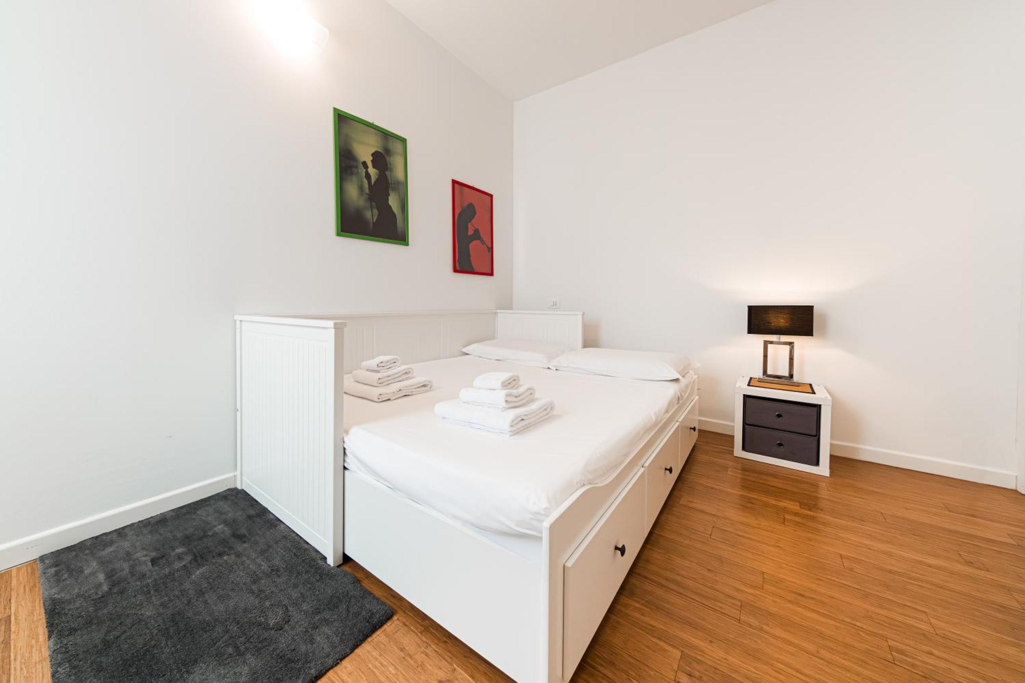 Nettuno Apartment - Private Garden In Bologna Center المظهر الخارجي الصورة