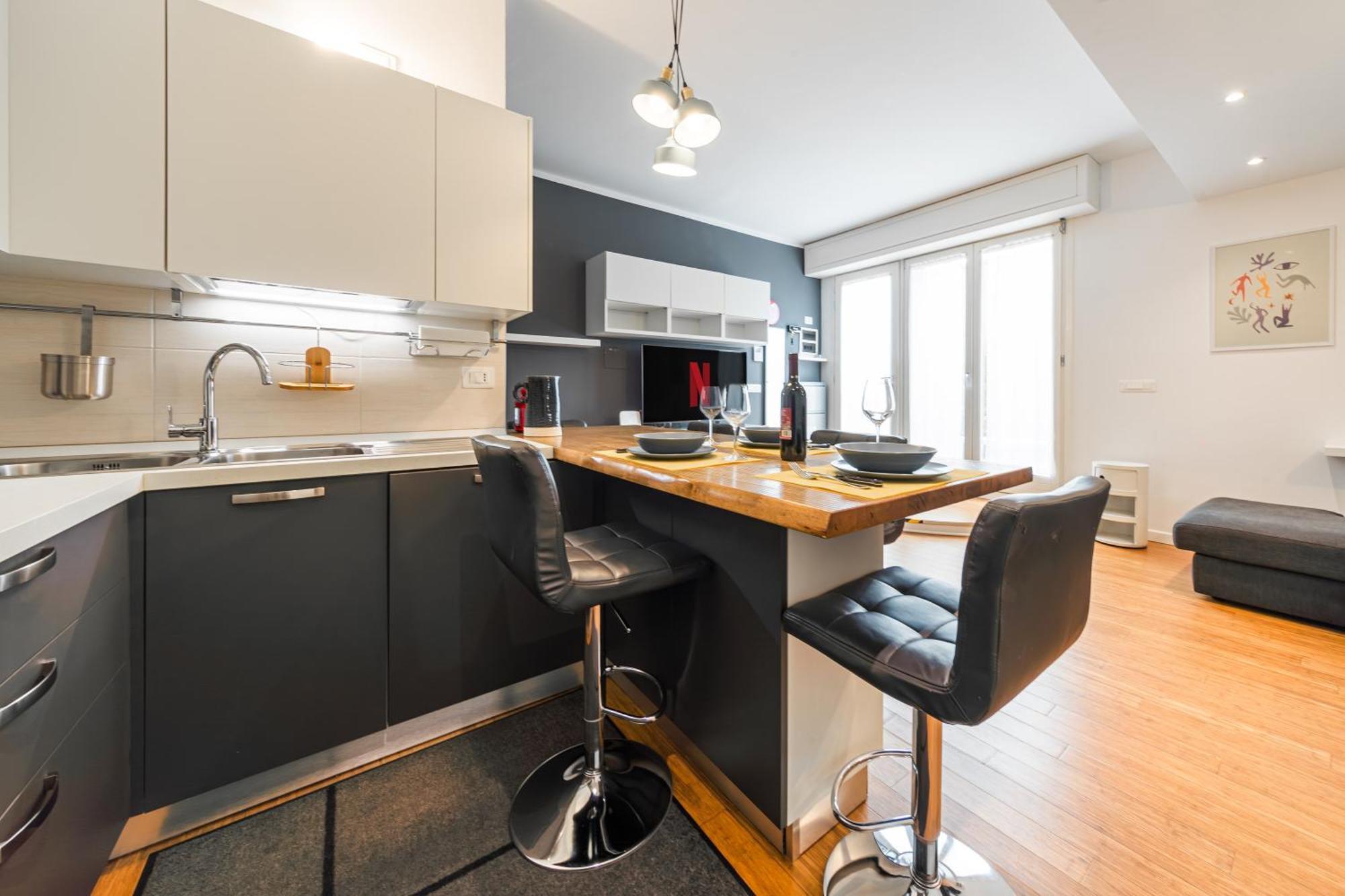 Nettuno Apartment - Private Garden In Bologna Center المظهر الخارجي الصورة