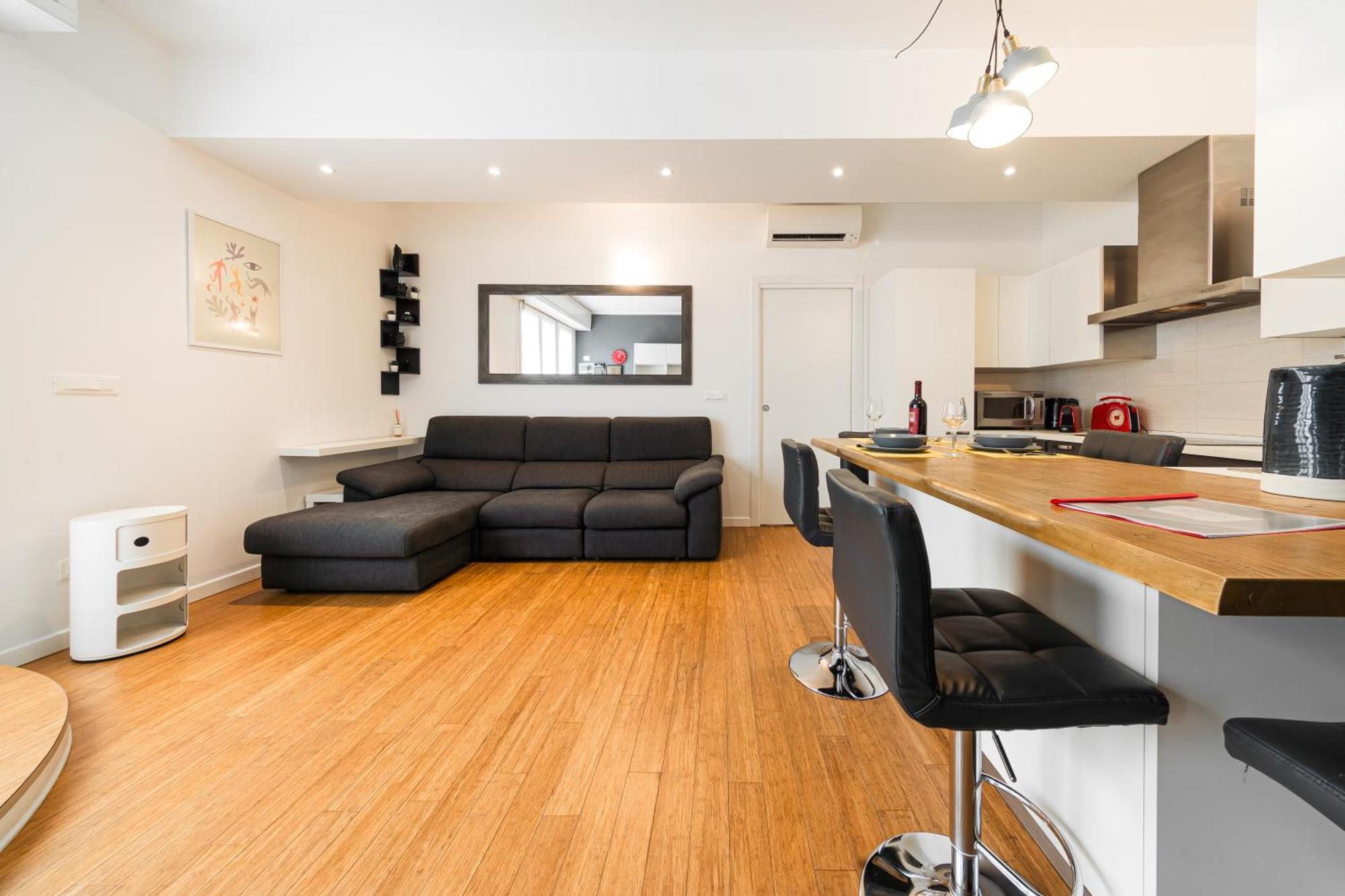 Nettuno Apartment - Private Garden In Bologna Center المظهر الخارجي الصورة