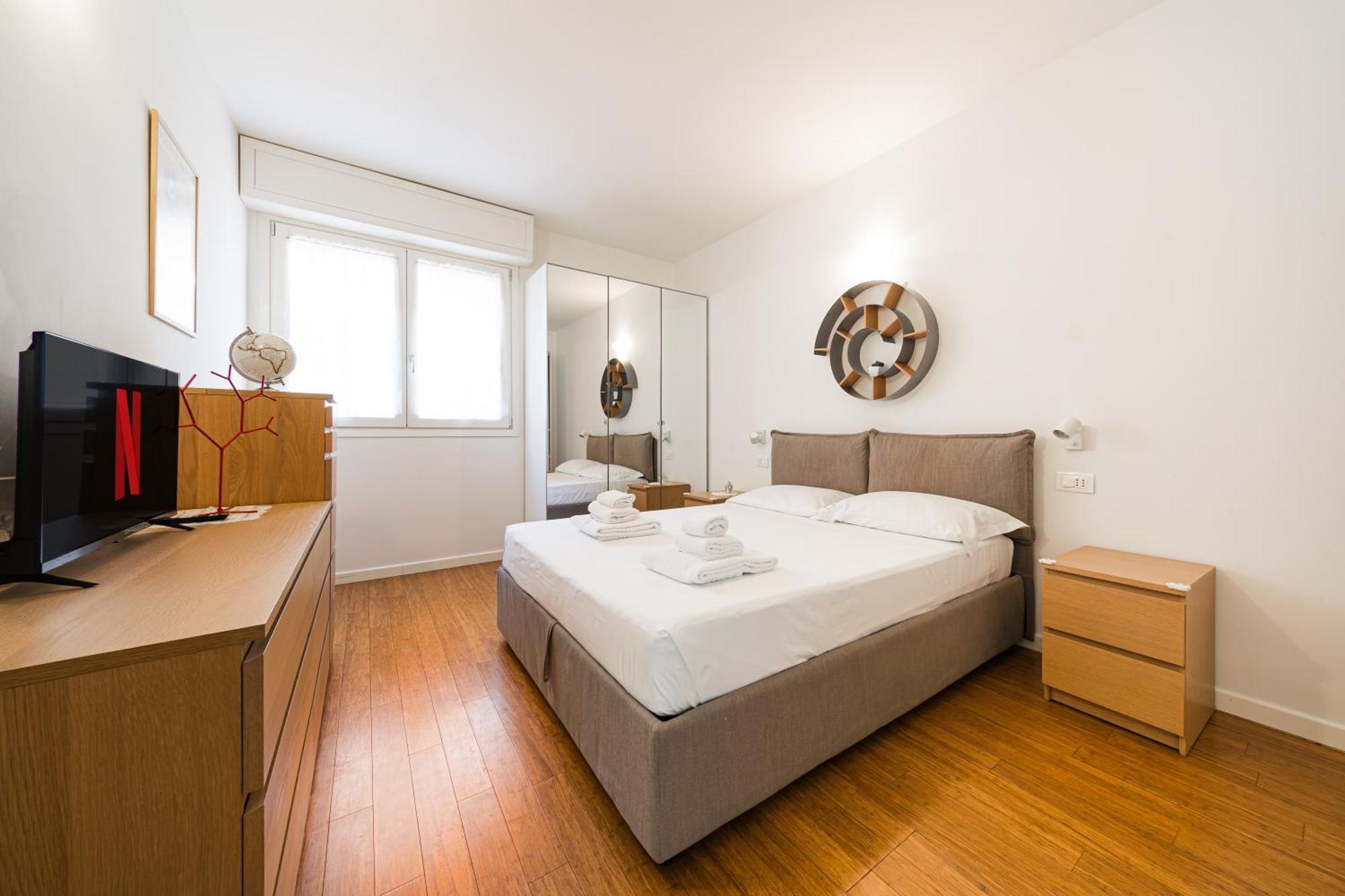Nettuno Apartment - Private Garden In Bologna Center المظهر الخارجي الصورة