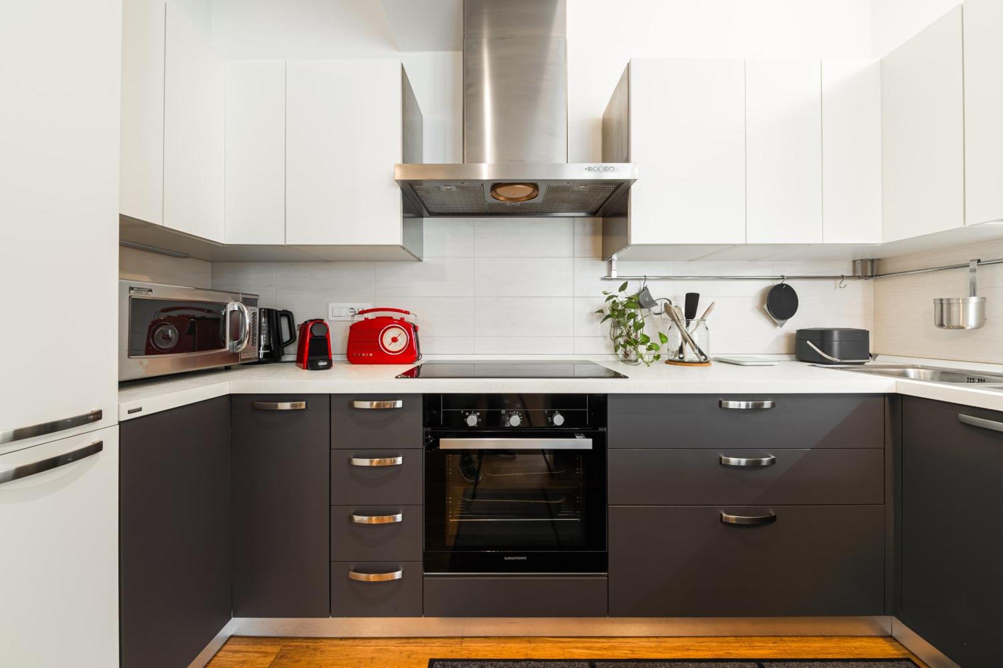 Nettuno Apartment - Private Garden In Bologna Center المظهر الخارجي الصورة