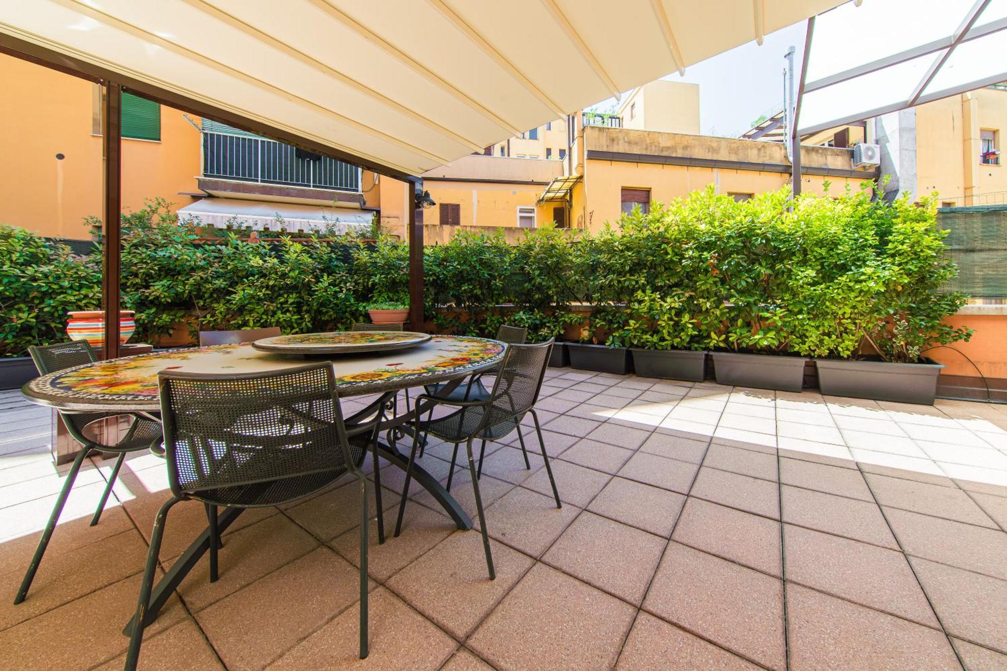 Nettuno Apartment - Private Garden In Bologna Center المظهر الخارجي الصورة